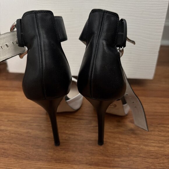 Michael Kors Chic Black and White Women’s Heels - Picture 4 of 7